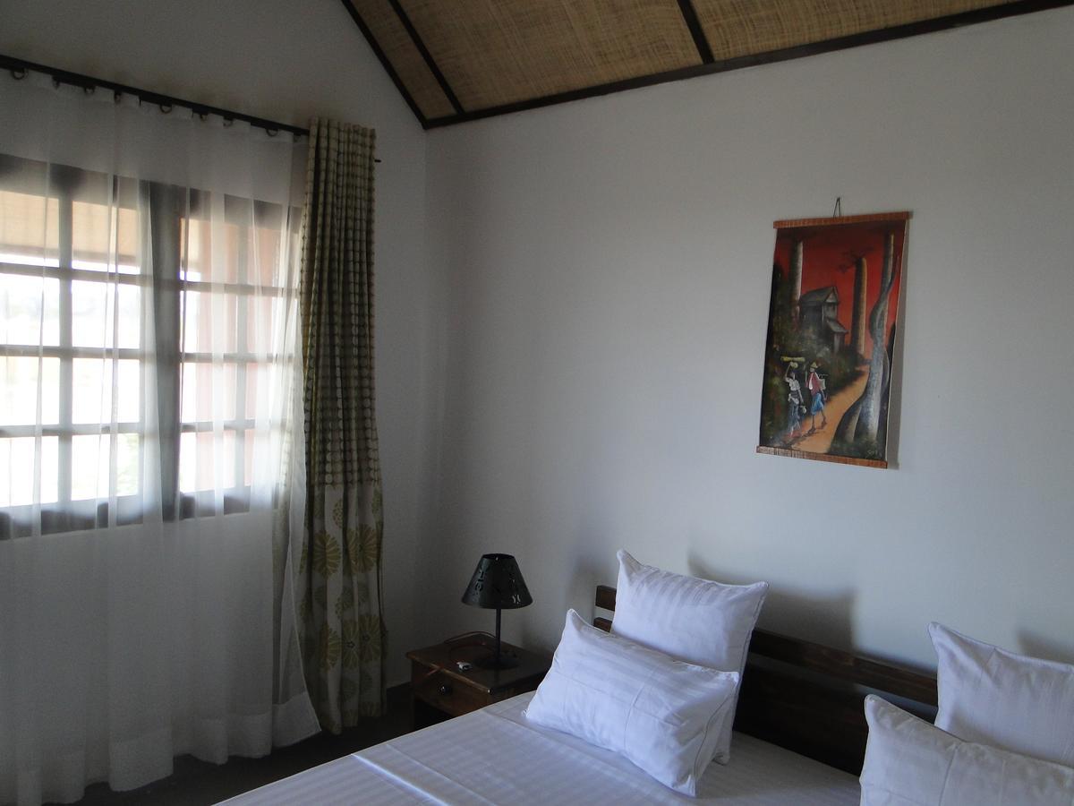 Hotel H1 Isalo Ranohira Zewnętrze zdjęcie